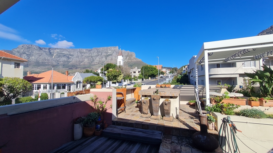 4 Bedroom Property for Sale in Tamboerskloof Western Cape